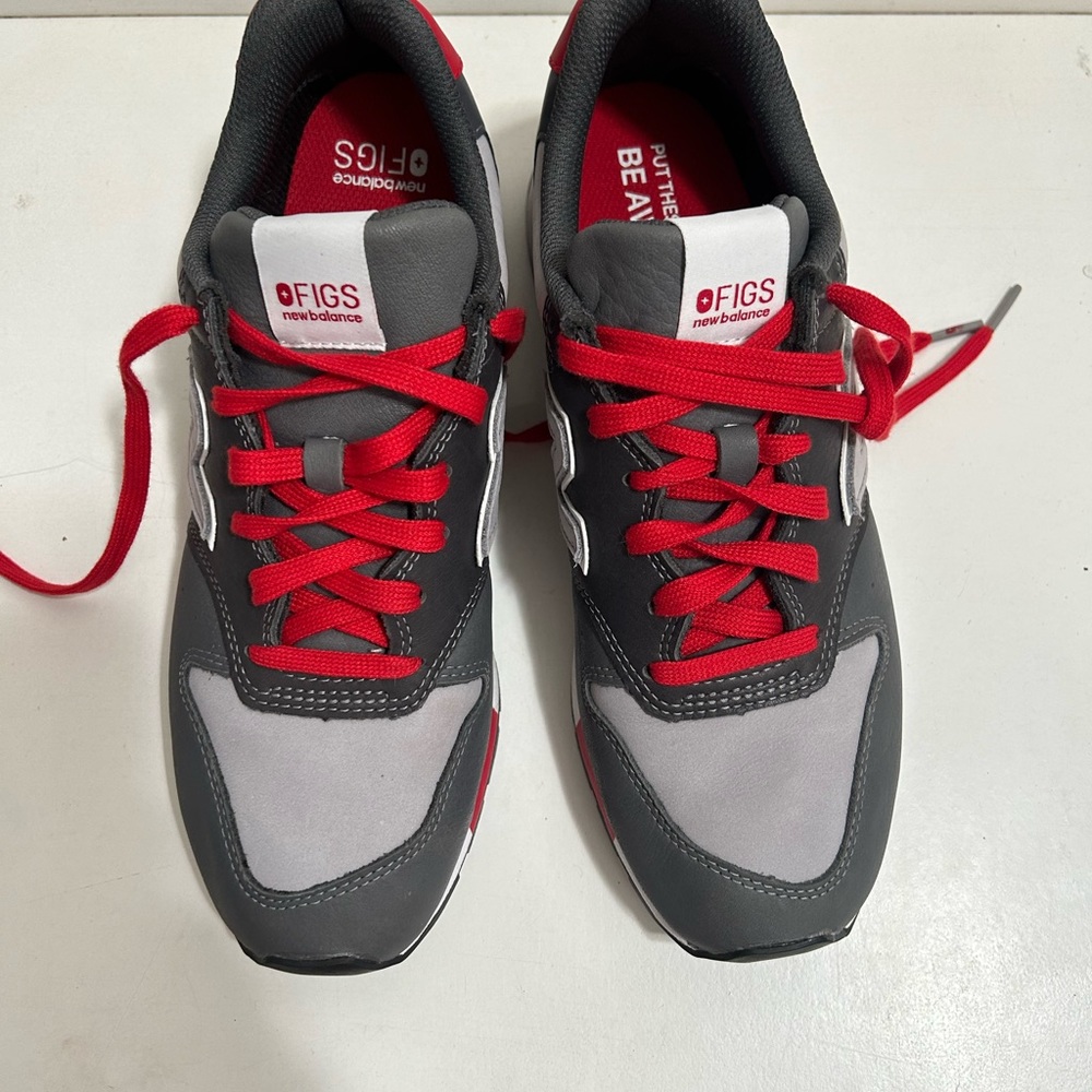 New Balance Figs